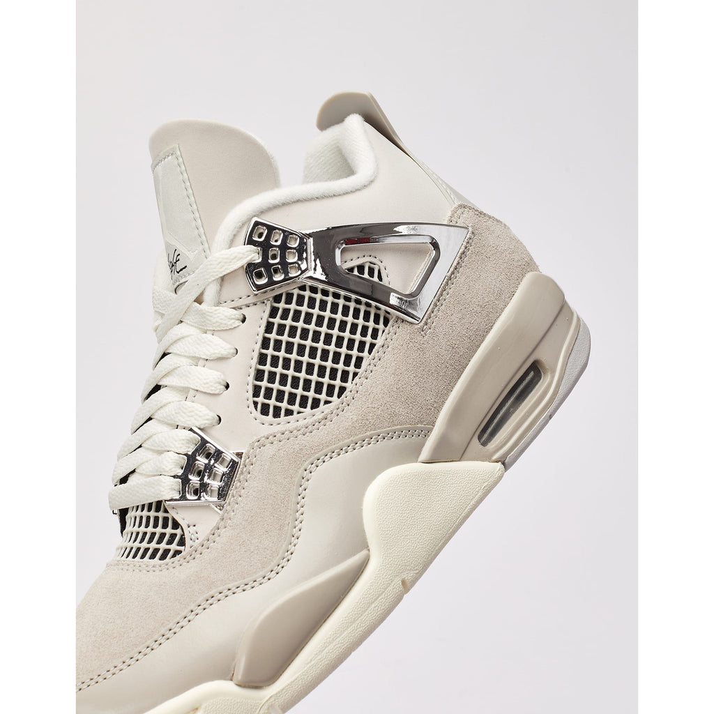 Air Jordan 4 "Frozen Moments"