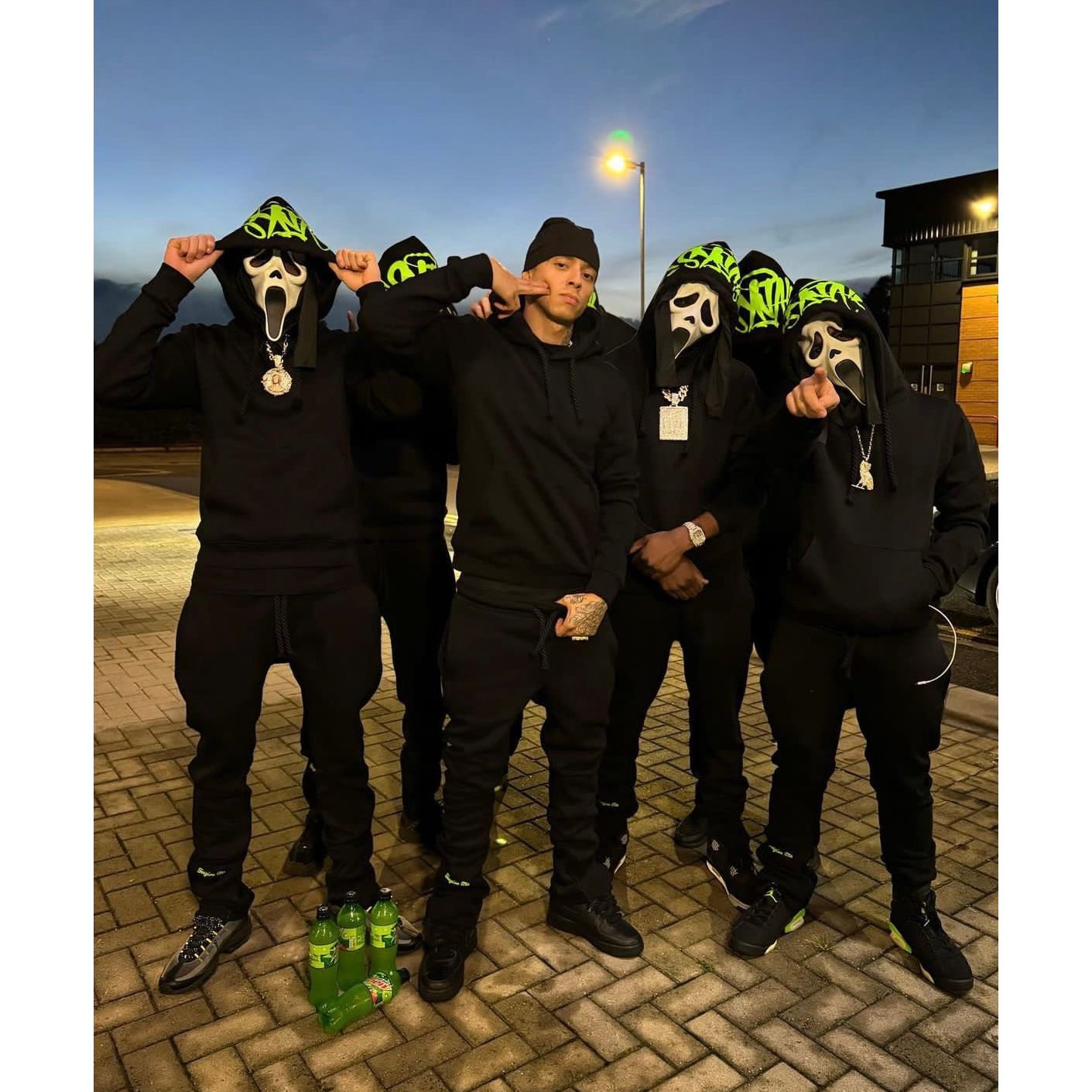 SYNA WORLD LOGO TRACKSUIT - BLACK / GREEN
