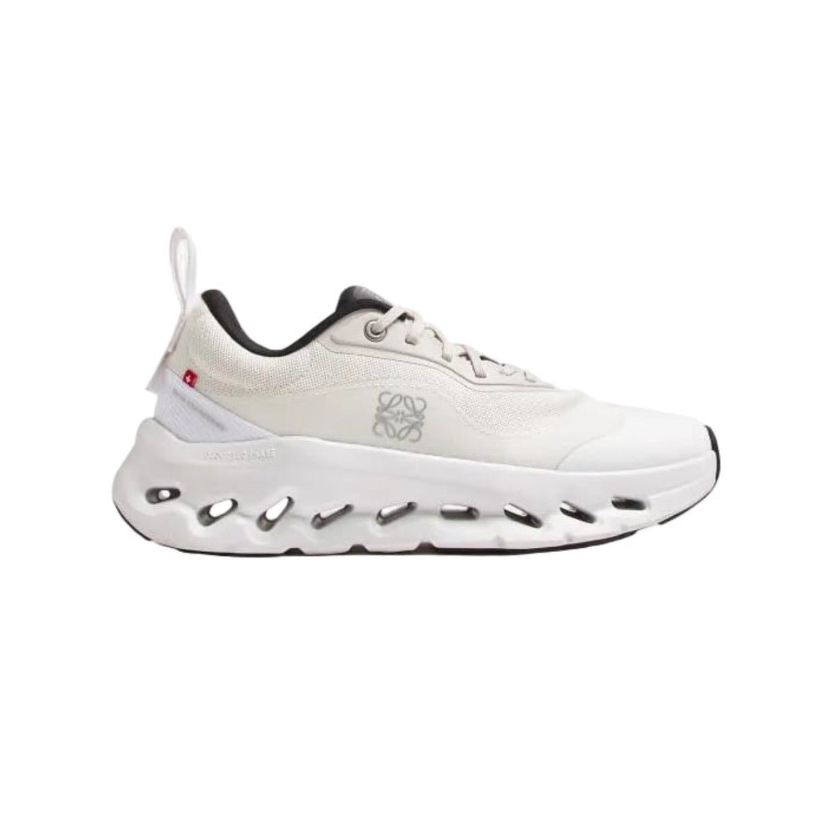 LOEWE x On Cloudtilt 2 ‘Sand white’